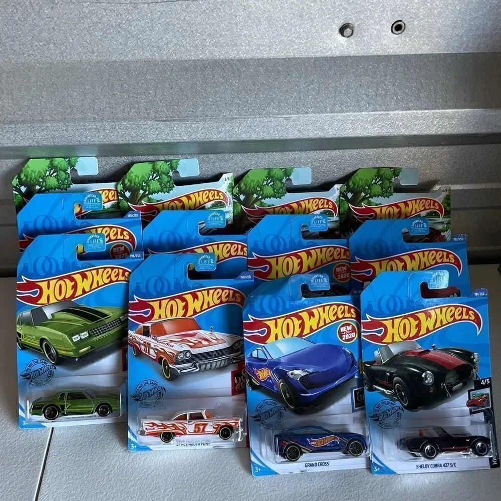 15 New Hot Wheels  - Picture 5 of 5